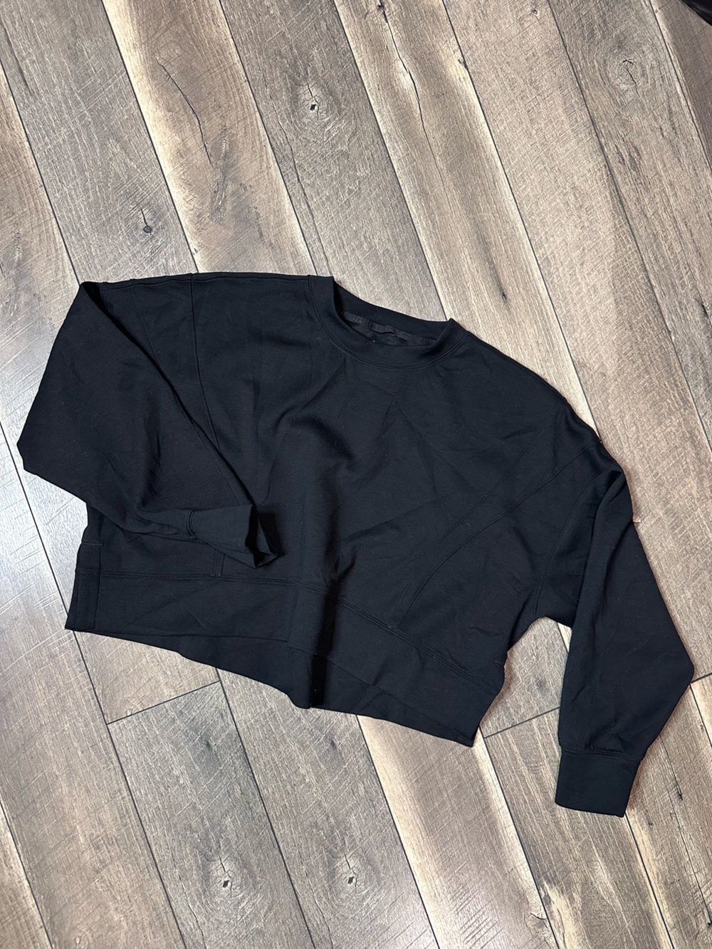 YPB Crop Crewneck Pullover